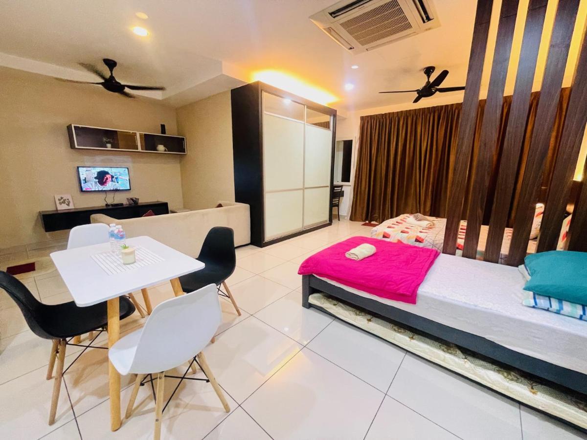 Ola Studio Penang At Mansion One Τζωρτζ Τάουν Εξωτερικό φωτογραφία