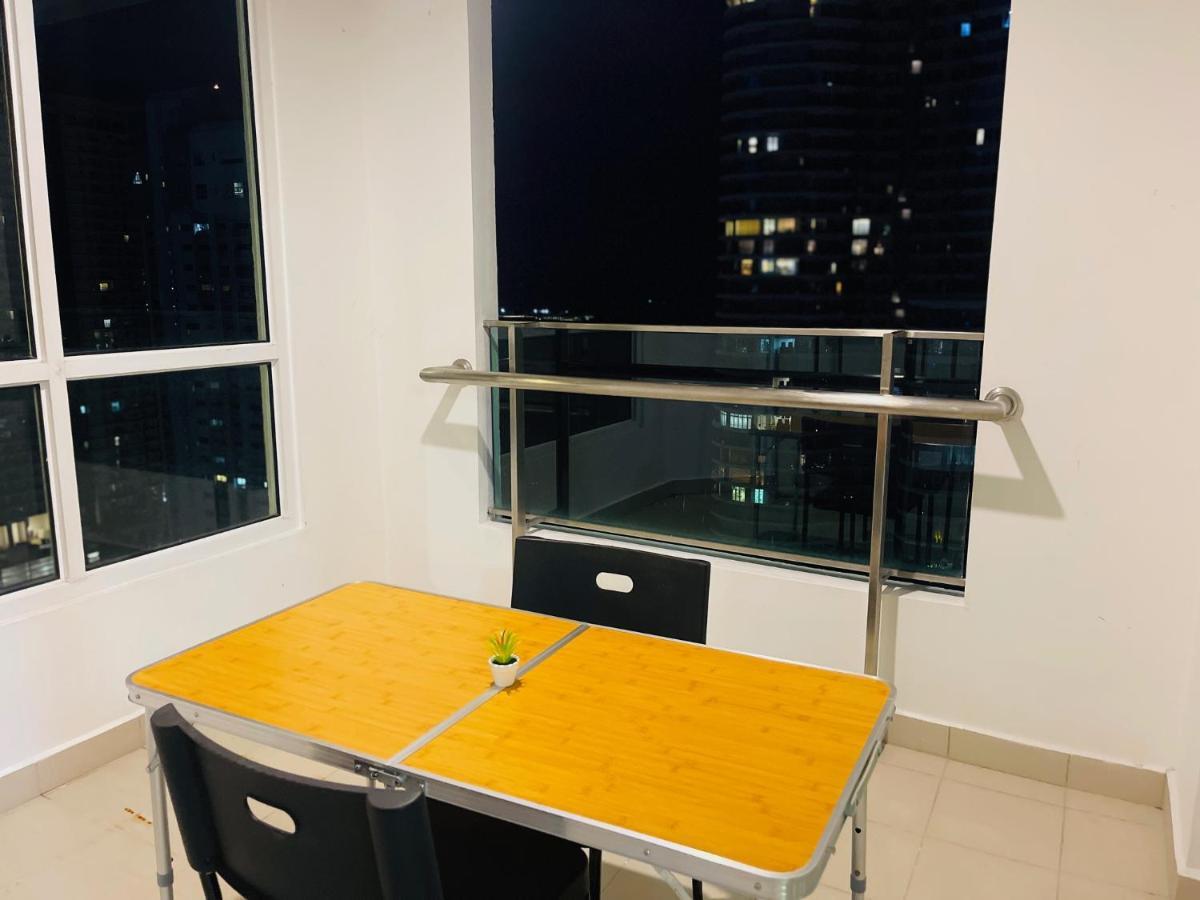 Ola Studio Penang At Mansion One Τζωρτζ Τάουν Εξωτερικό φωτογραφία